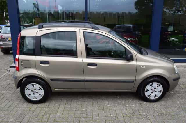 Fiat Panda (2009) thumbnail 6