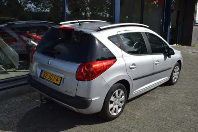 Peugeot 207 (2009) thumbnail 5