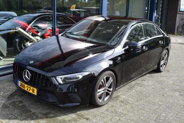 Mercedes-Benz A-Klasse (2020) thumbnail 1