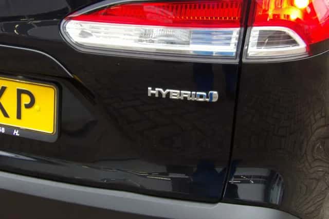 Toyota Corolla Cross (2023) thumbnail 6
