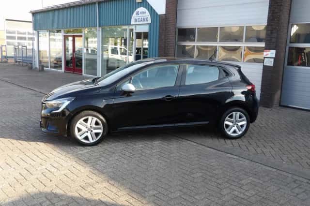 Renault Clio (2021) thumbnail 2