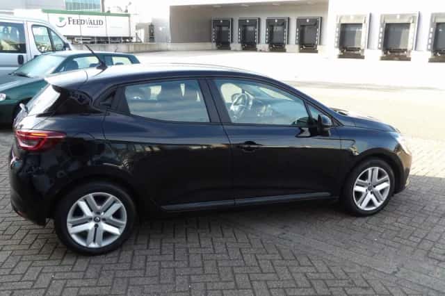 Renault Clio (2021) thumbnail 5