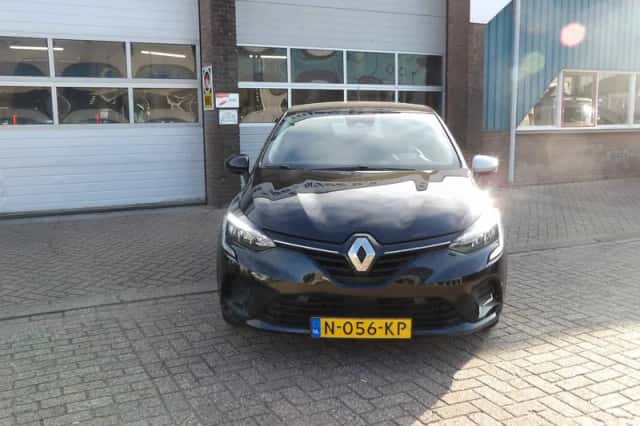 Renault Clio (2021) thumbnail 6