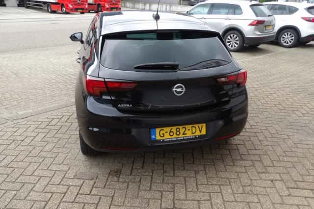 Opel Astra (2019) thumbnail 6