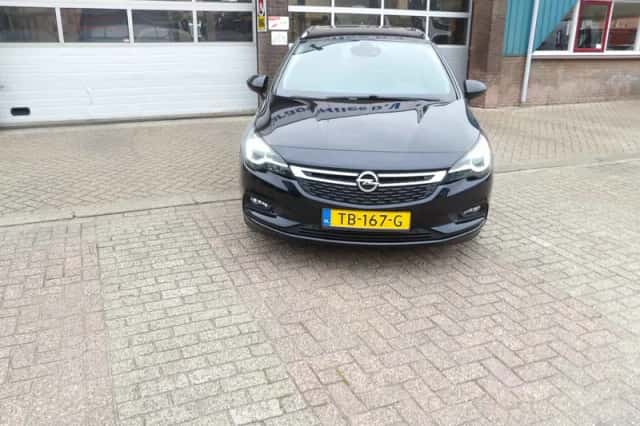 Opel Astra (2018) thumbnail 6