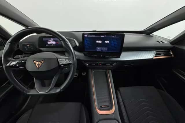 CUPRA Born (2022) thumbnail 2