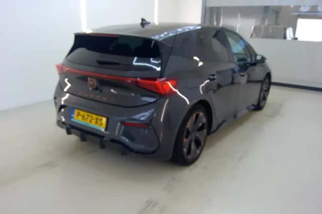 CUPRA Born (2022) thumbnail 5