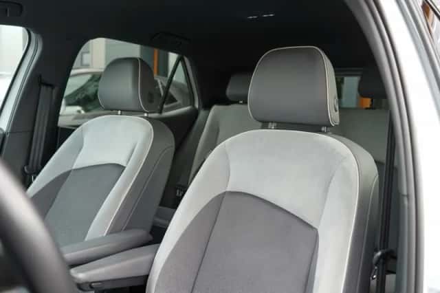 Volkswagen ID.3 (2020) thumbnail 6
