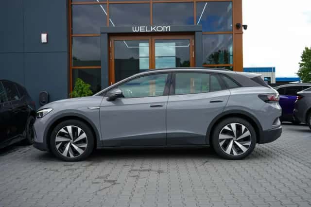 Volkswagen ID.4 (2022) thumbnail 2