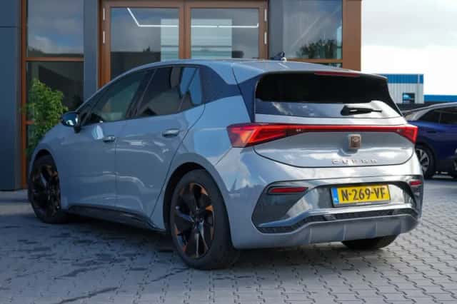 CUPRA Born (2021) thumbnail 3