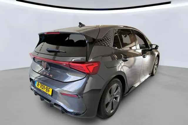 CUPRA Born (2022) thumbnail 3
