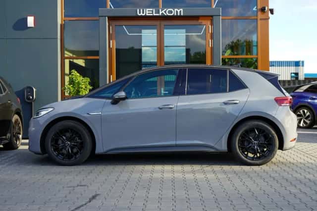 Volkswagen ID.3 (2021) thumbnail 2