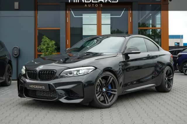 BMW M2 (2018) thumbnail 1