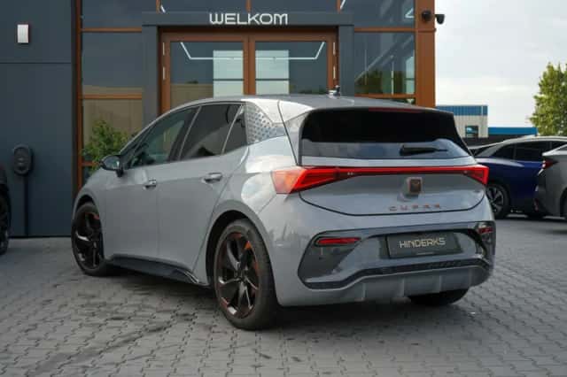 CUPRA Born (2022) thumbnail 3