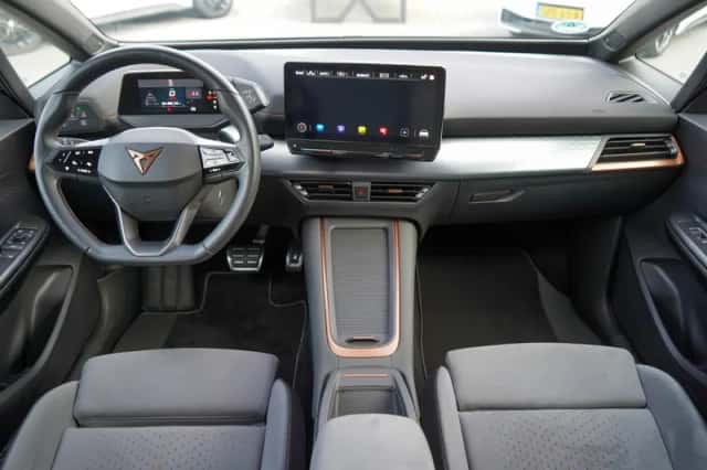 CUPRA Born (2022) thumbnail 5