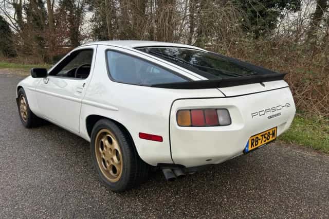 Porsche 928 (1986) thumbnail 4
