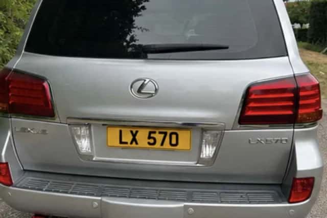 Lexus LX (2009) thumbnail 4