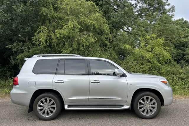 Lexus LX (2009) thumbnail 6