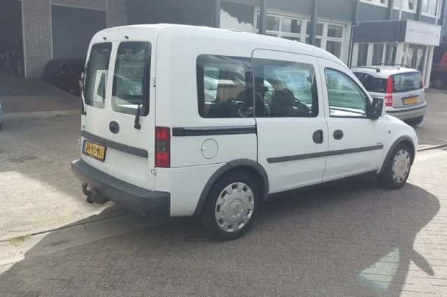 Opel Combo Tour (2005) thumbnail 3