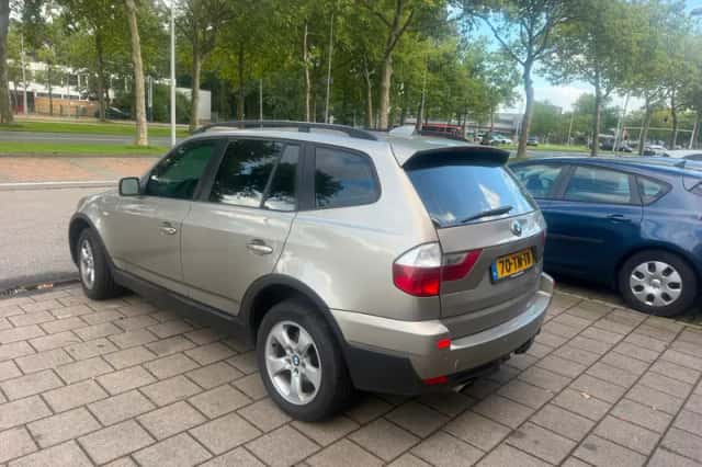 BMW X3 (2007) thumbnail 4