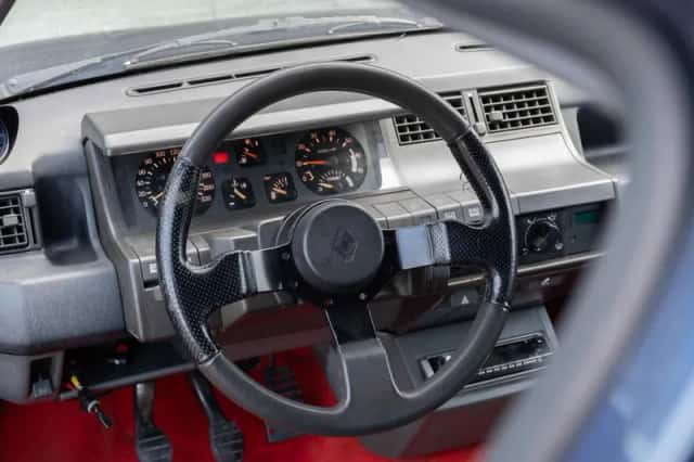 Renault 5 (1988) thumbnail 4