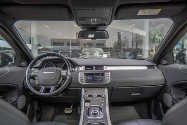 Land Rover Range Rover Evoque (2017) thumbnail 3