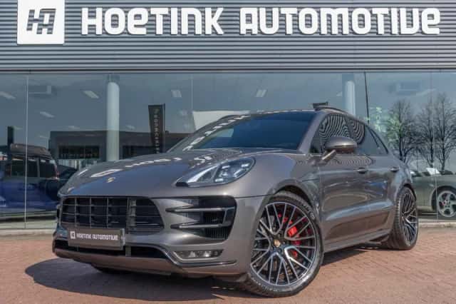 Porsche Macan (2017) thumbnail 1