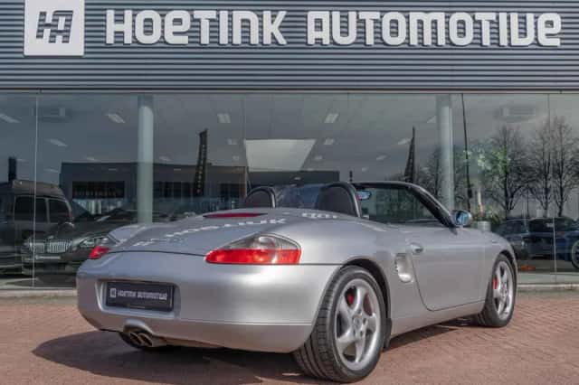 Porsche Boxster (2000) thumbnail 3