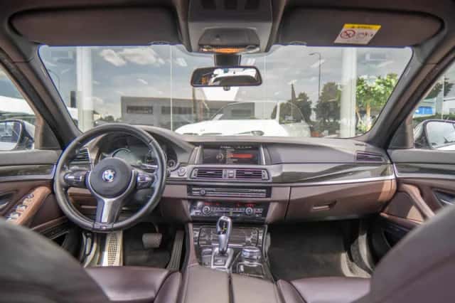 BMW 5-Serie (2016) thumbnail 3