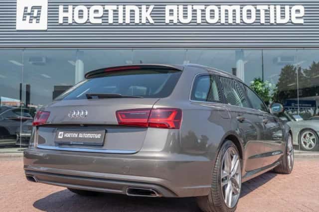 Audi A6 (2015) thumbnail 2