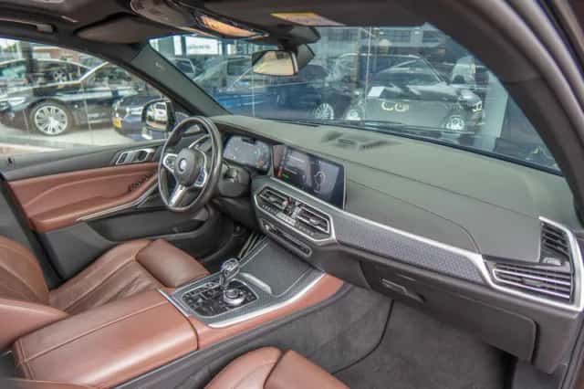 BMW X5 (2019) thumbnail 5