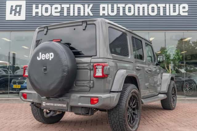 Jeep Wrangler (2020) thumbnail 2