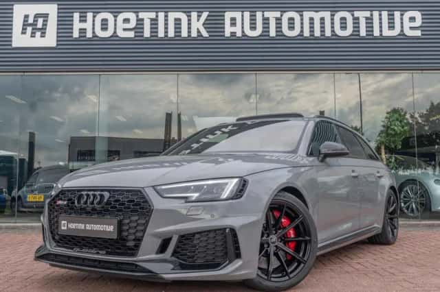 Audi RS 4 (2018) thumbnail 1