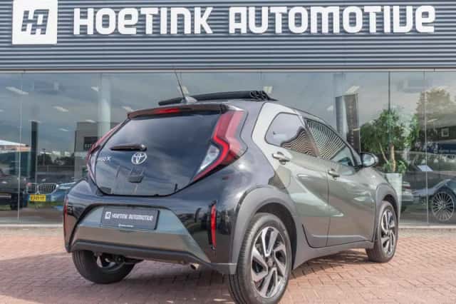 Toyota Aygo X (2023) thumbnail 2
