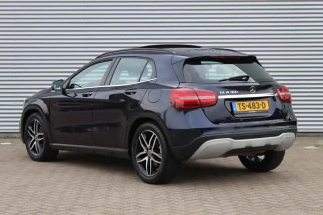 Mercedes-Benz GLA-Klasse (2018) thumbnail 6