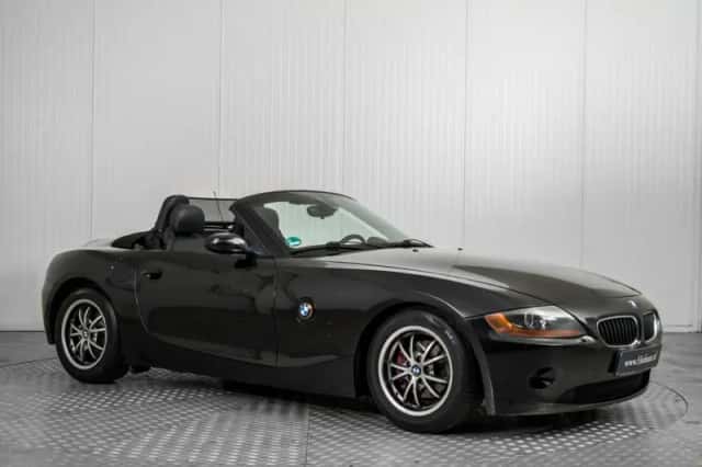 BMW Z4 (2003) thumbnail 5