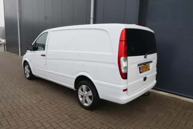 Mercedes-Benz Vito (2013) thumbnail 5