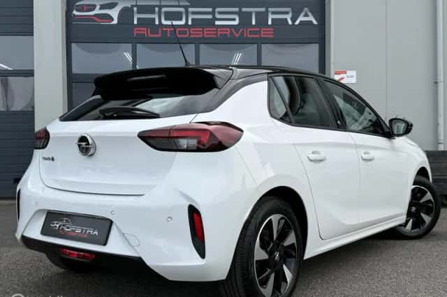 Opel Corsa-e (2021) thumbnail 2