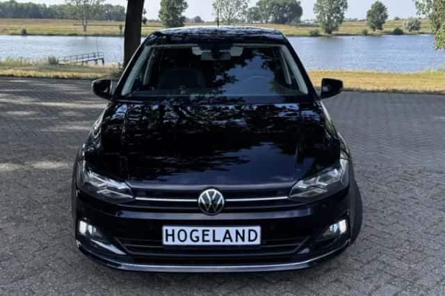 Volkswagen Polo (2021) thumbnail 3