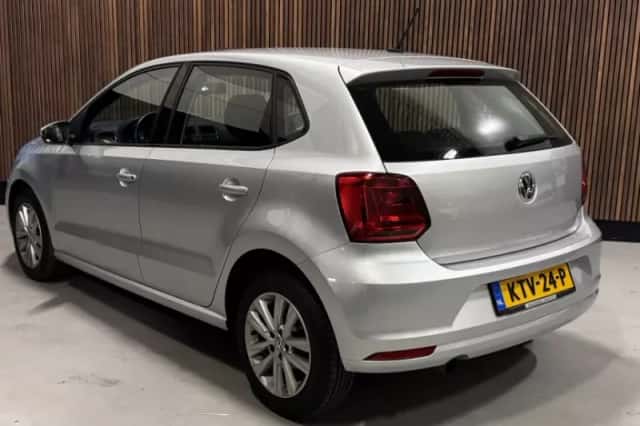 Volkswagen Polo (2015) thumbnail 5