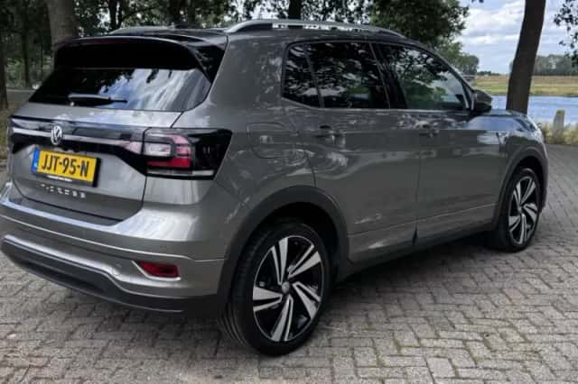 Volkswagen T-Cross (2019) thumbnail 5