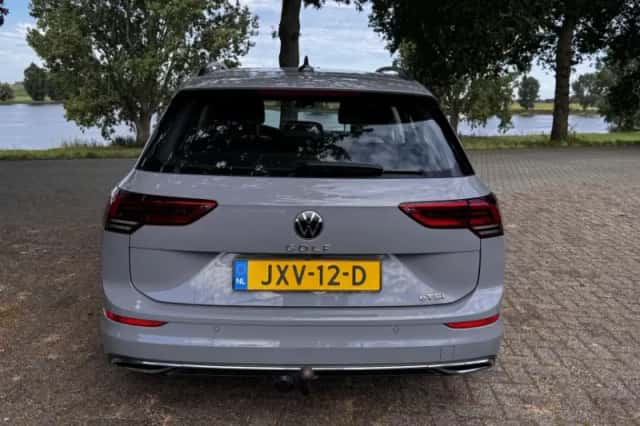 Volkswagen Golf (2021) thumbnail 6