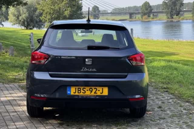 SEAT Ibiza (2022) thumbnail 4