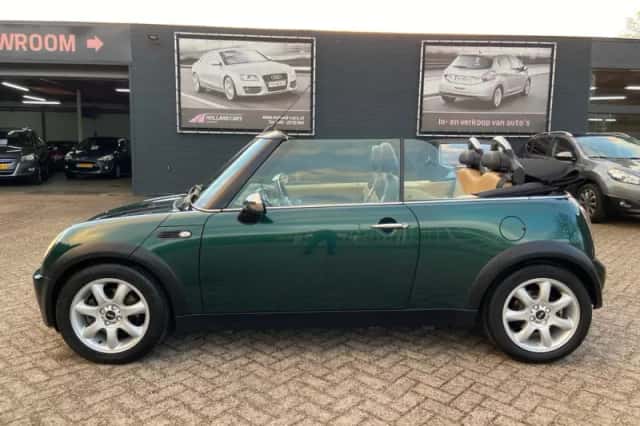 MINI Cooper (2007) thumbnail 2