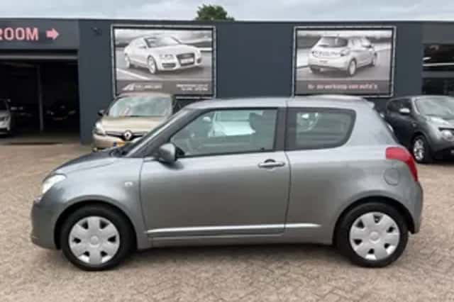 Suzuki Swift (2007) thumbnail 1