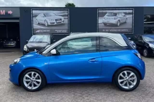 Opel Adam (2015) thumbnail 1