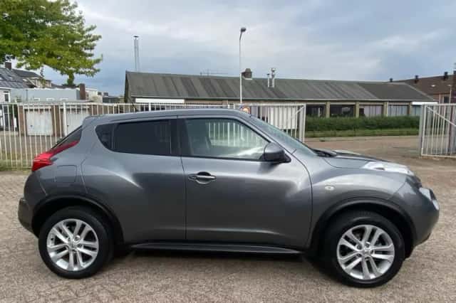 Nissan Juke (2013) thumbnail 3
