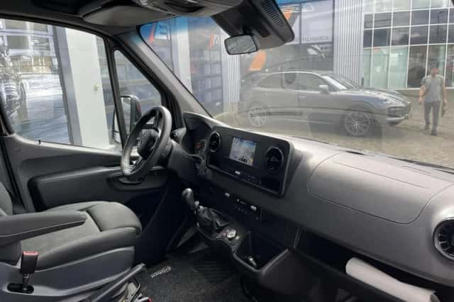 Mercedes-Benz Sprinter (2019) thumbnail 6