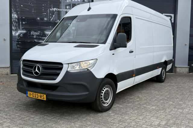 Mercedes-Benz Sprinter (2018) thumbnail 4