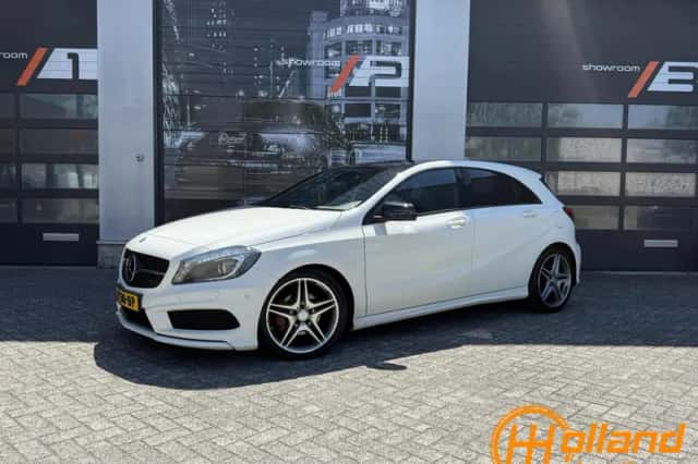 Mercedes-Benz A-Klasse (2015) thumbnail 1